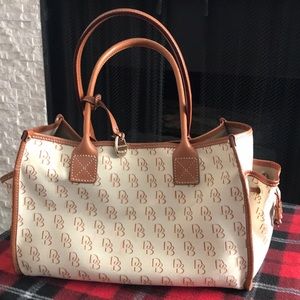 Dooney Bourke tote